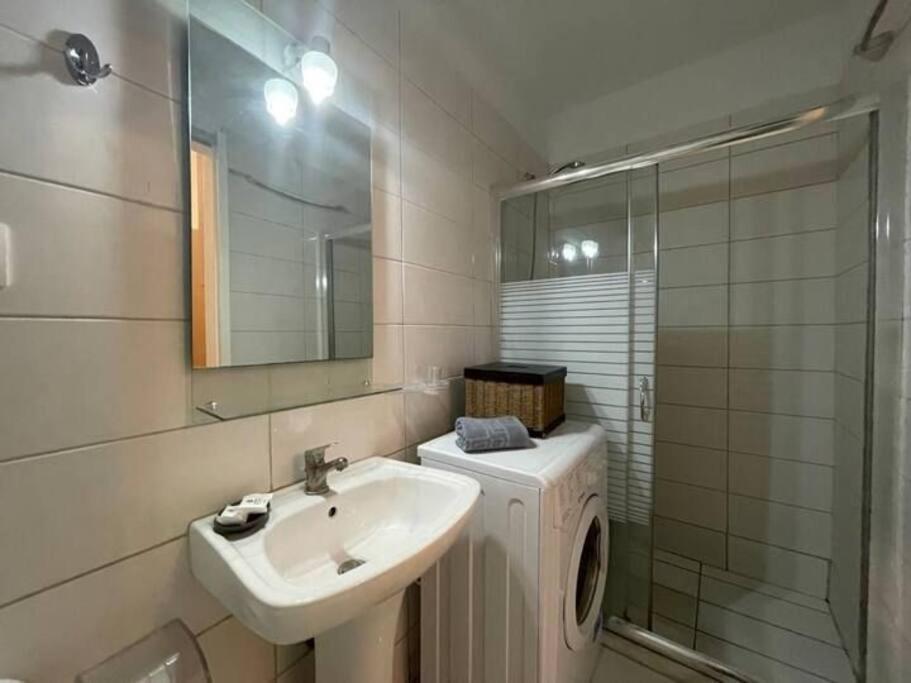 Q Apartments In Corfu Town Luaran gambar